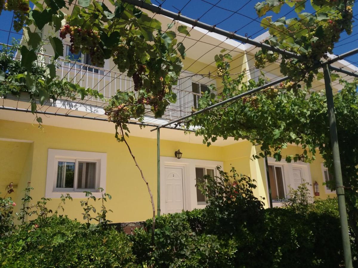 Amadeus Hawaii Apartments & Studios Sidárion المظهر الخارجي الصورة