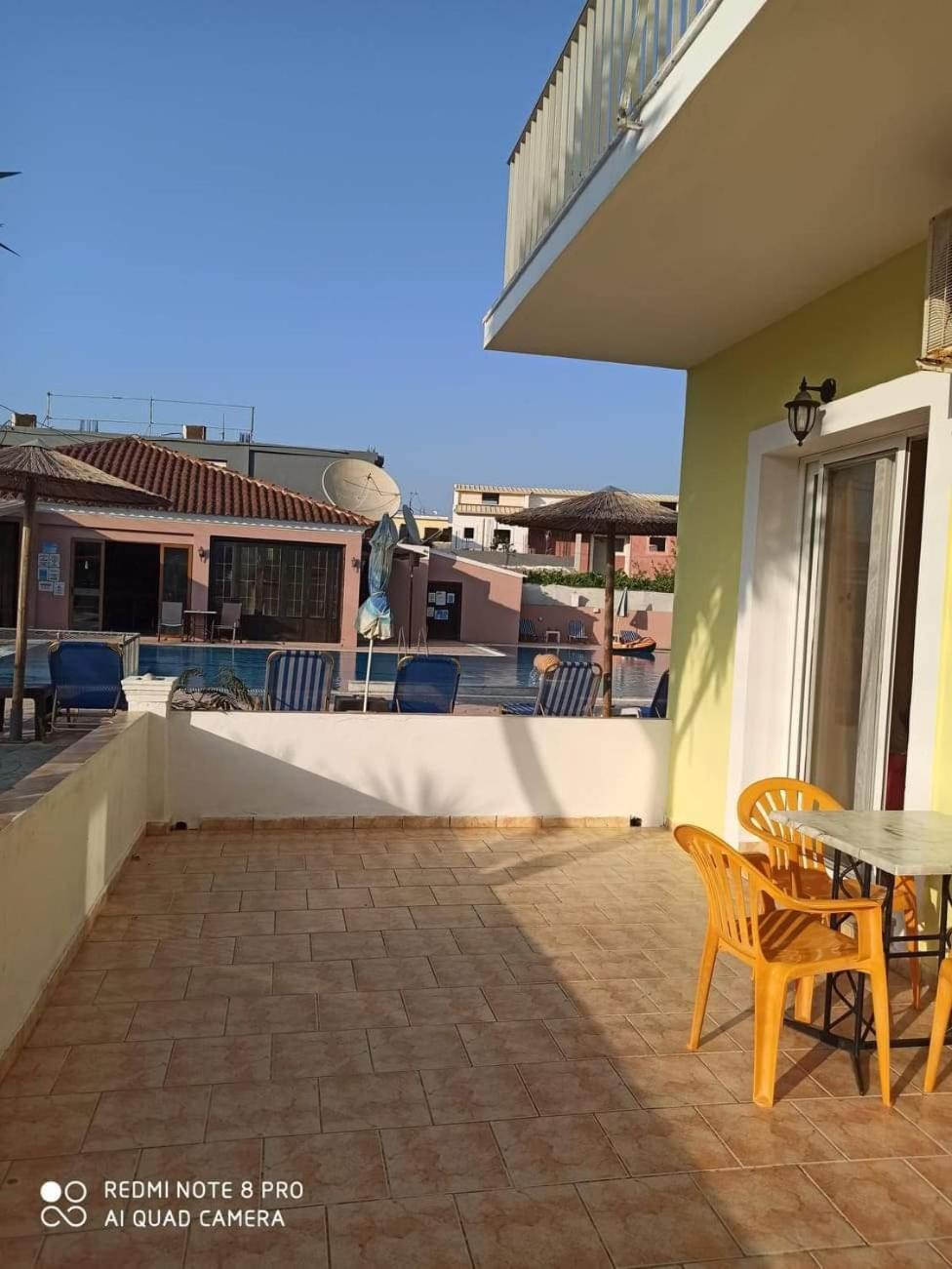 Amadeus Hawaii Apartments & Studios Sidárion الغرفة الصورة
