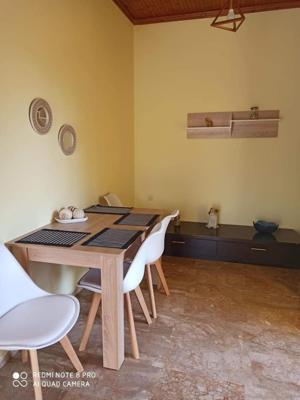 Amadeus Hawaii Apartments & Studios Sidárion الغرفة الصورة