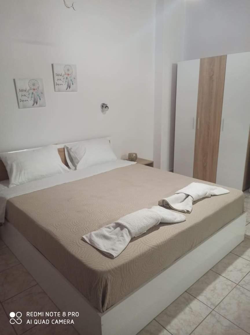 Amadeus Hawaii Apartments & Studios Sidárion الغرفة الصورة